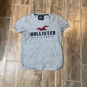 Hollister Men’s XS white muscle fit t-shirt